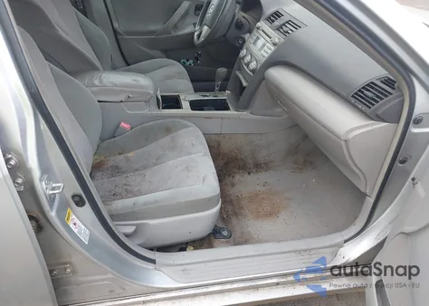 2010 Toyota Camry Le from USA, damaged, VIN 4T1BF3EK6AU564163